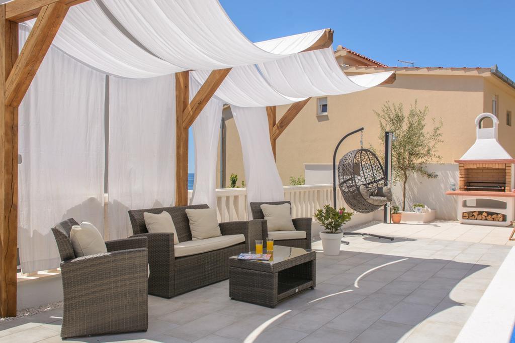 Apartments Villa Atlantis Trogir Bagian luar foto