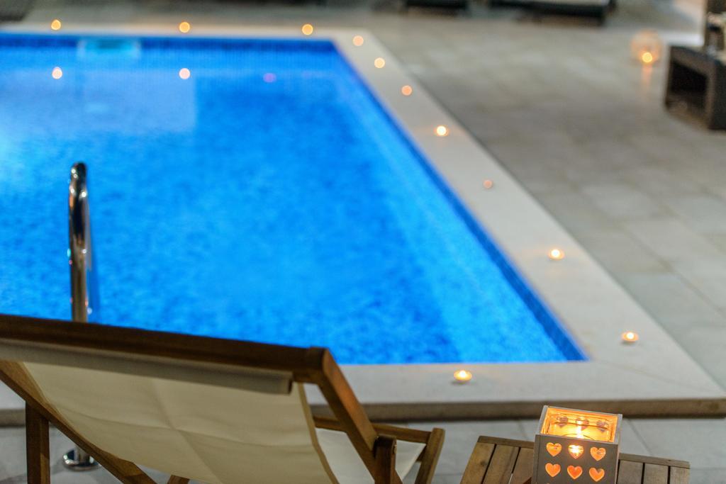 Apartments Villa Atlantis Trogir Bagian luar foto