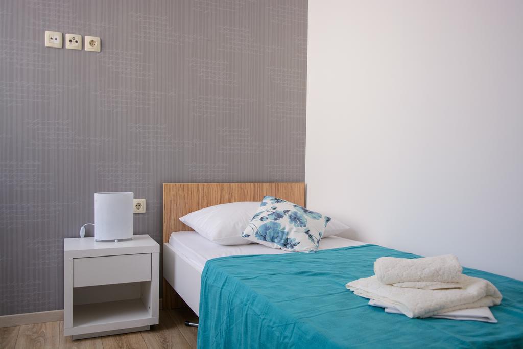 Apartments Villa Atlantis Trogir Bagian luar foto